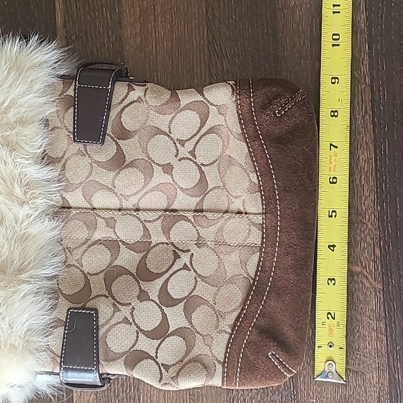 Coach Woman's Fur Shoulder Bag - Picture 5 of 12